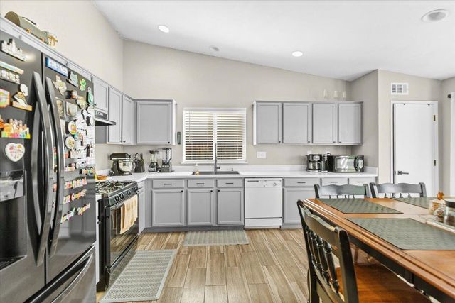 2770 Keyser Dr, Stockton, CA 95212