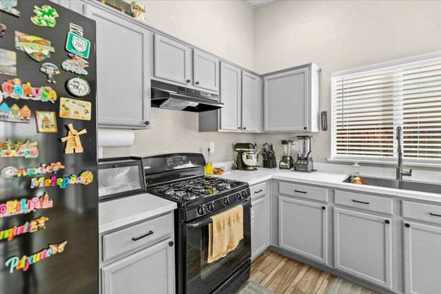 2770 Keyser Dr, Stockton, CA 95212