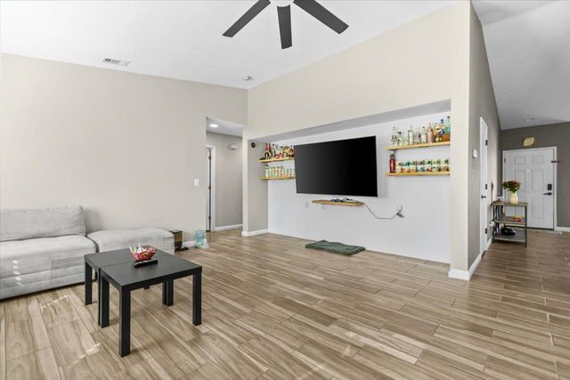 2770 Keyser Dr, Stockton, CA 95212