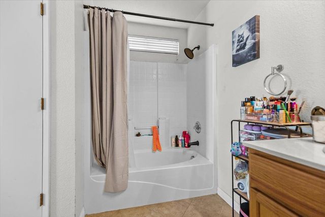 2770 Keyser Dr, Stockton, CA 95212