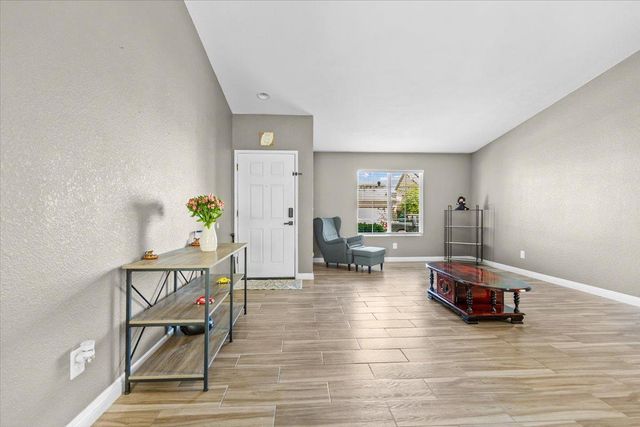 2770 Keyser Dr, Stockton, CA 95212