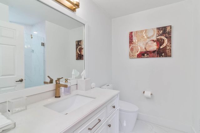 9755 NW 52nd St 112, Doral, FL 33178