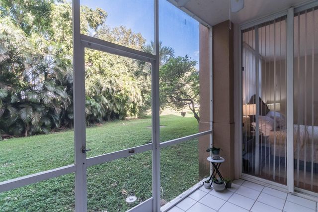 9755 NW 52nd St 112, Doral, FL 33178