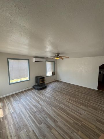 1307 Lower Honcut Rd, Oroville, CA 95966