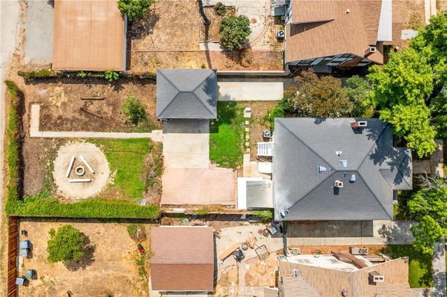 4415 12th, Riverside, CA 92501