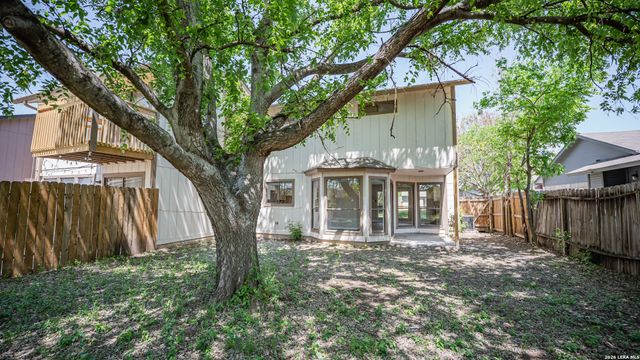 9914 Ardash Ln, San Antonio, TX 78250