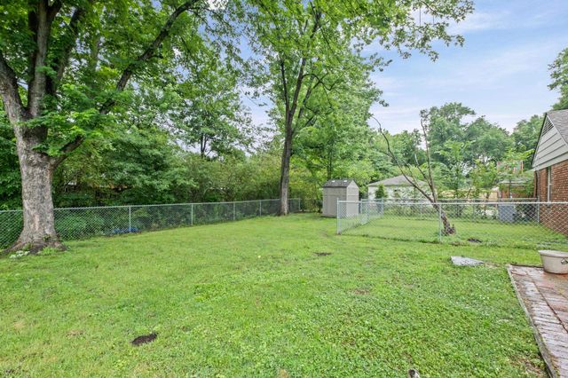 1626 STERLING DR, Memphis, TN 38119