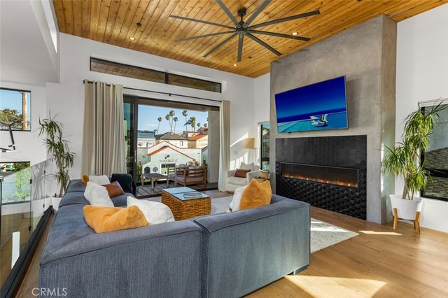 171 Savona Walk, Long Beach, CA 90803