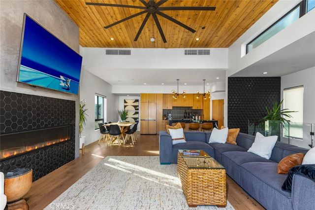 171 Savona Walk, Long Beach, CA 90803