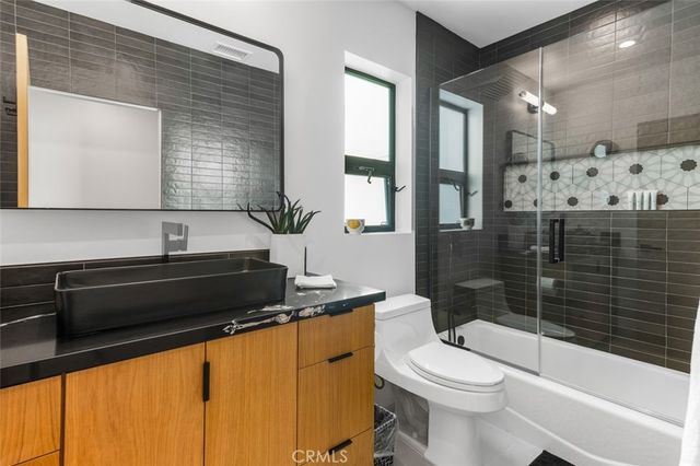 171 Savona Walk, Long Beach, CA 90803
