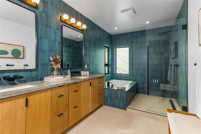 171 Savona Walk, Long Beach, CA 90803