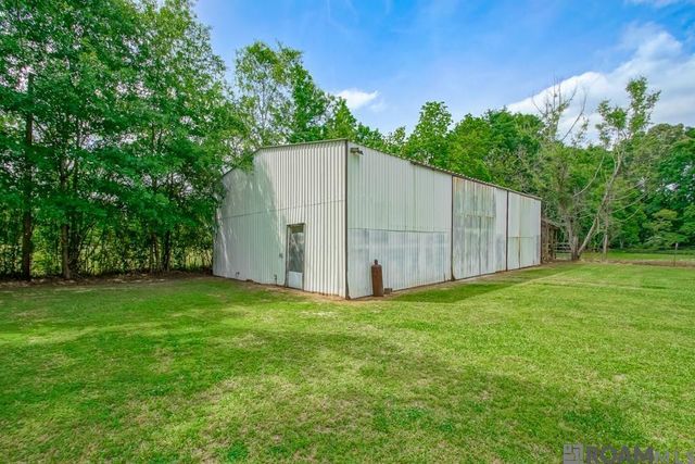 14505 Blackwater Rd, Central, LA 70714