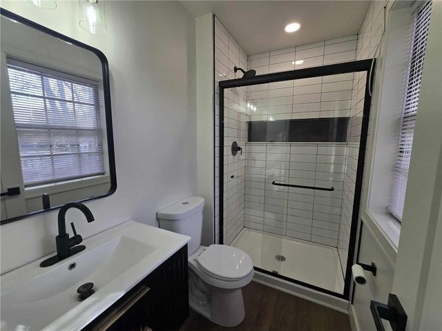 1502 S Main Street, Clinton, MO 64735