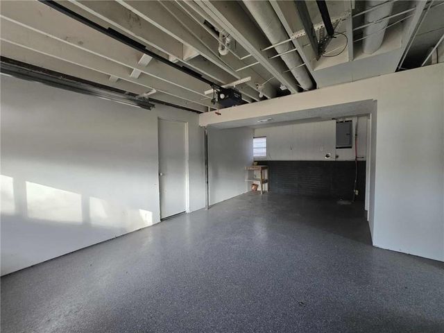 1502 S Main Street, Clinton, MO 64735