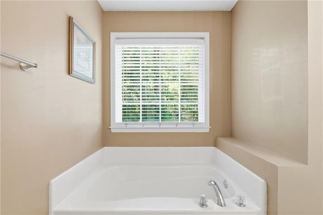 234 Dogwood Lane SE, Calhoun, GA 30701