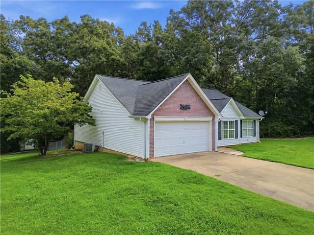 234 Dogwood Lane SE, Calhoun, GA 30701