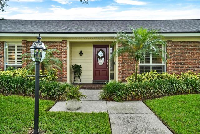 11816 LIPSEY ROAD, Tampa, FL 33618