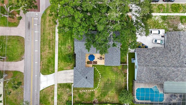 11816 LIPSEY ROAD, Tampa, FL 33618