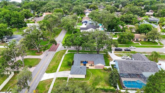 11816 LIPSEY ROAD, Tampa, FL 33618