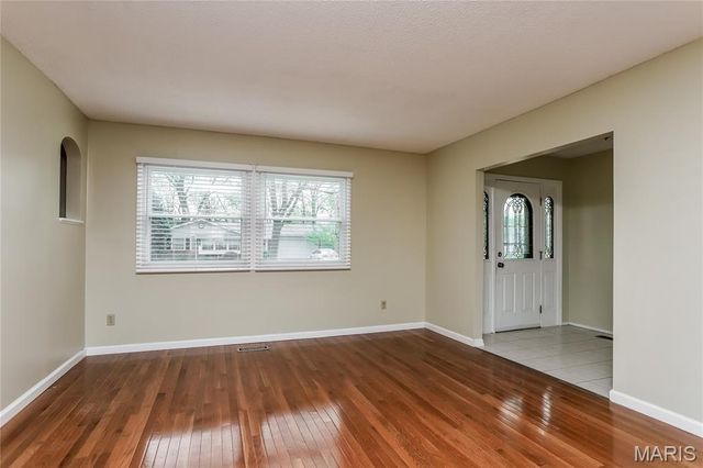 2291 Hill House Road, Chesterfield, MO 63017