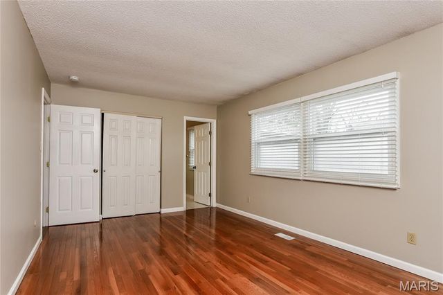 2291 Hill House Road, Chesterfield, MO 63017