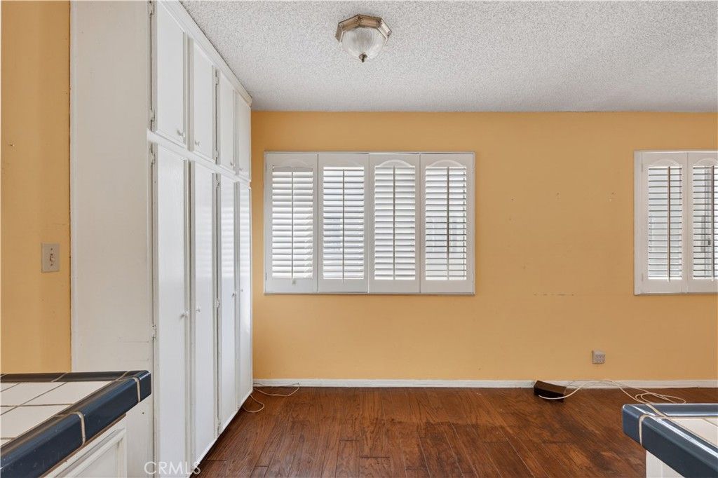 Image 10 of property listing at 9950 Topanga Canyon Boulevard 43, Chatsworth, CA 91311