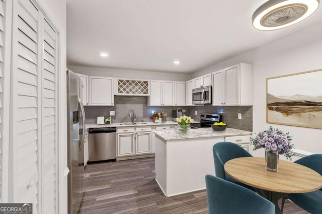 167 Maribeau Square 167, Atlanta, GA 30327