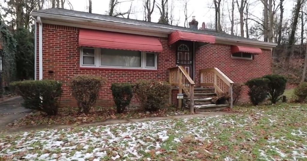 1896 Belvoir Boulevard, East Cleveland, OH 44112