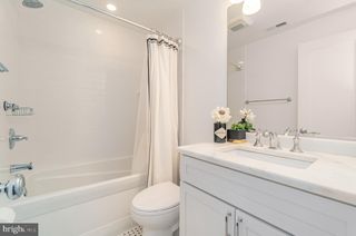 1340 NICHOLSON ST NW #5, Washington, DC 20011