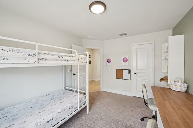 1811 Sunflower Drive, Glenn Heights, TX 75154