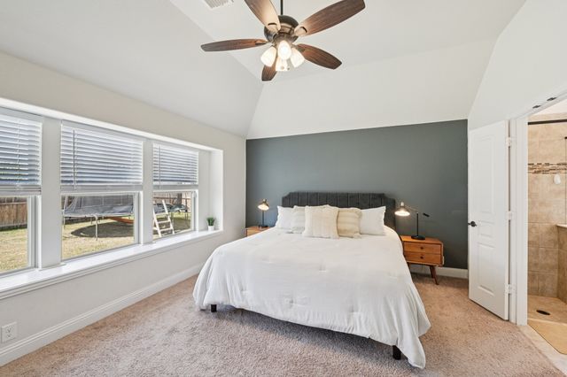 1811 Sunflower Drive, Glenn Heights, TX 75154