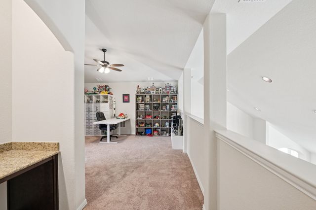 1811 Sunflower Drive, Glenn Heights, TX 75154