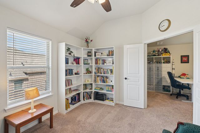 1811 Sunflower Drive, Glenn Heights, TX 75154