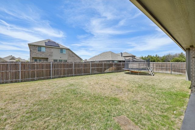 1811 Sunflower Drive, Glenn Heights, TX 75154