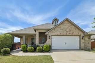 1811 Sunflower Drive, Glenn Heights, TX 75154