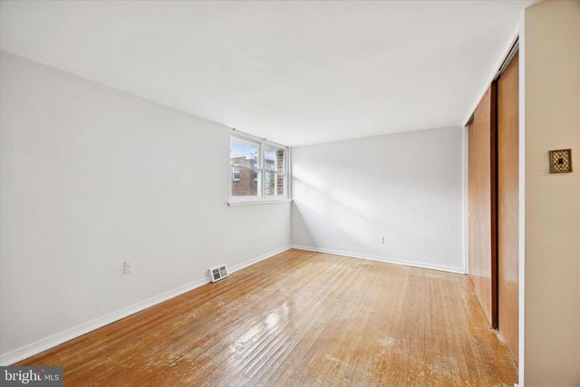 18 UNIVERSITY MEWS, Philadelphia, PA 19104