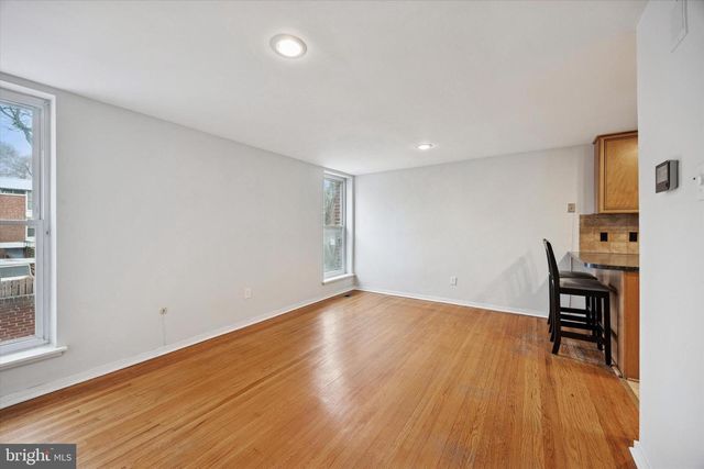 18 UNIVERSITY MEWS, Philadelphia, PA 19104