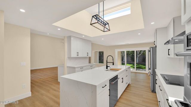 10227 E SAN SALVADOR Drive, Scottsdale, AZ 85258