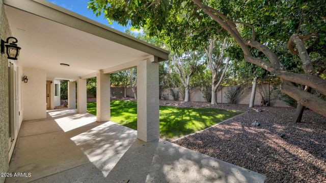 10227 E SAN SALVADOR Drive, Scottsdale, AZ 85258
