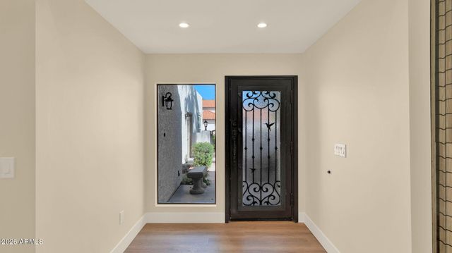 10227 E SAN SALVADOR Drive, Scottsdale, AZ 85258