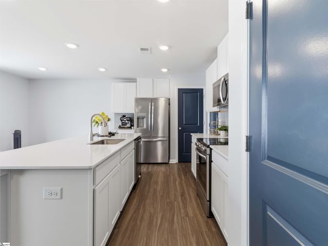 1310 Fairbairn Road, Spartanburg, SC 29303
