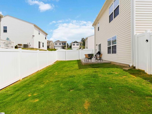 1310 Fairbairn Road, Spartanburg, SC 29303