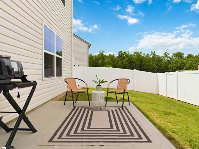 1310 Fairbairn Road, Spartanburg, SC 29303