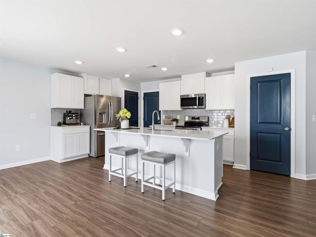 1310 Fairbairn Road, Spartanburg, SC 29303