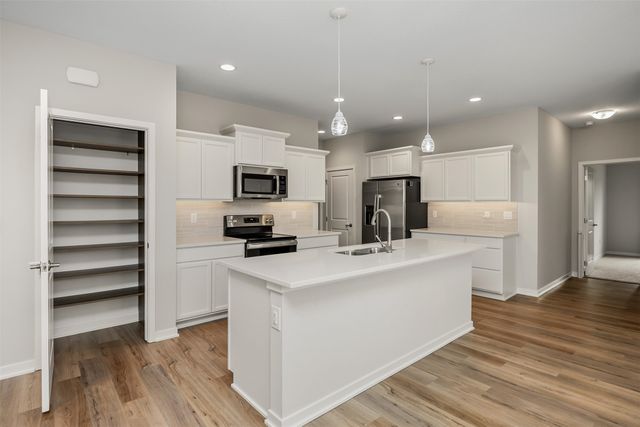 1979 S Warrior Lane, Waukee, IA 50263