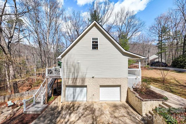 8 Fiver Lane, Asheville, NC 28803