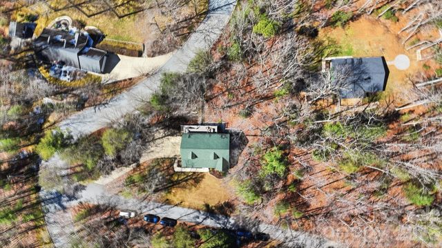 8 Fiver Lane, Asheville, NC 28803