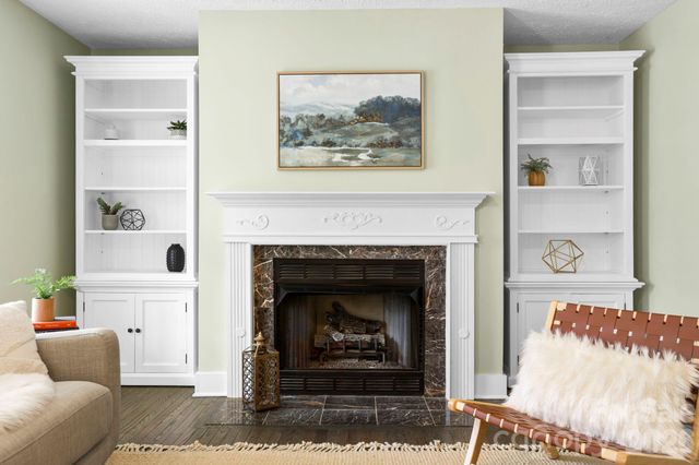 8 Fiver Lane, Asheville, NC 28803