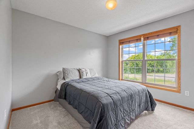 6528 210th Lane Court N, Forest Lake, MN 55025