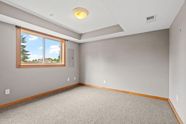 6528 210th Lane Court N, Forest Lake, MN 55025